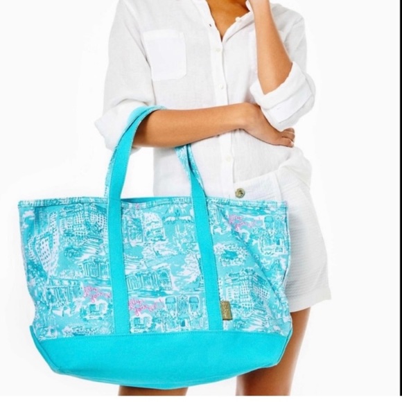 Lilly Pulitzer Lilly loves DC Mercato tote - Picture 13 of 13
